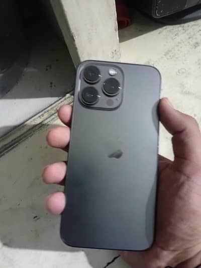 Iphone 13 pro in pristine condition