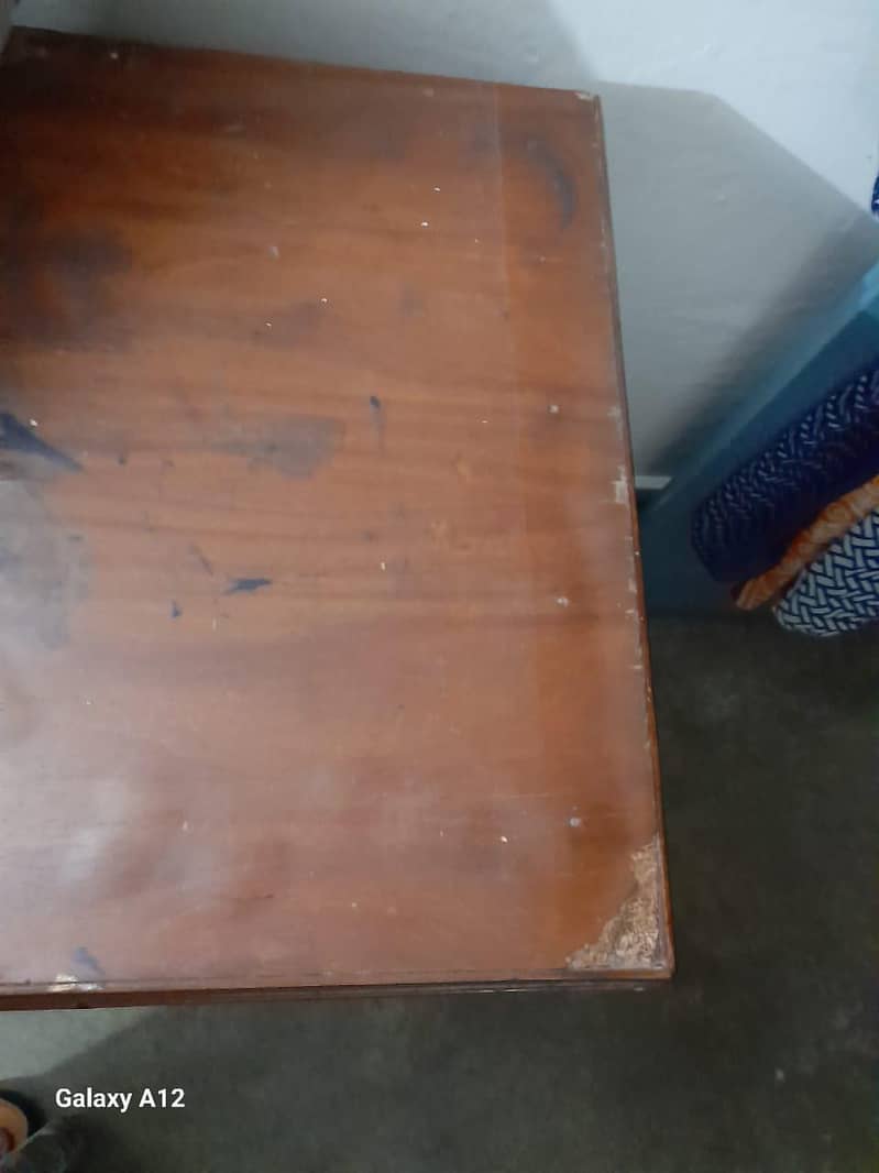Dressing table with large mirror,good condition 1