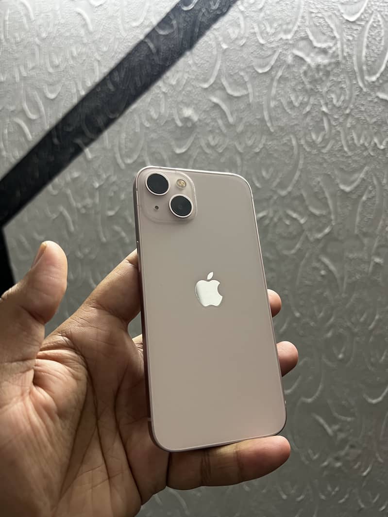iPhone 13 1