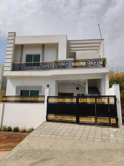 5 Marla 1.6 storey house available for sale in Clifton township Gulshanabad