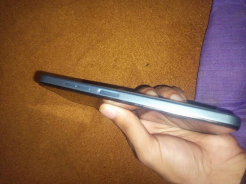 Oukitel C36 4