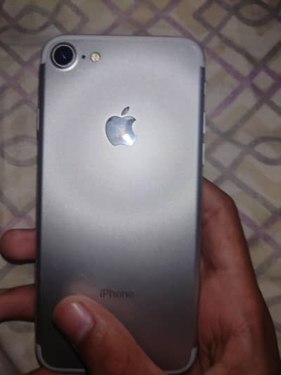 Apple iPhone 7