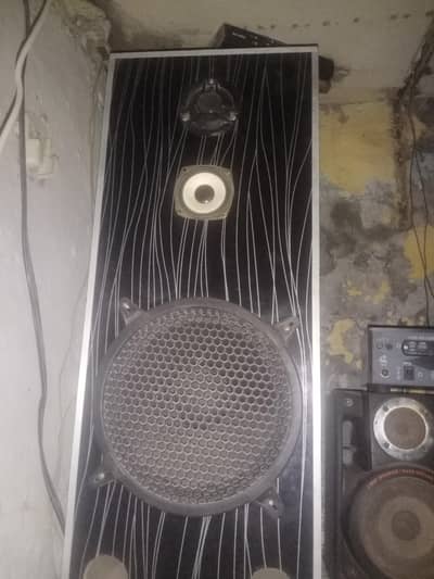 18500 speaker and ket only 18500 Bluetooth speaker
