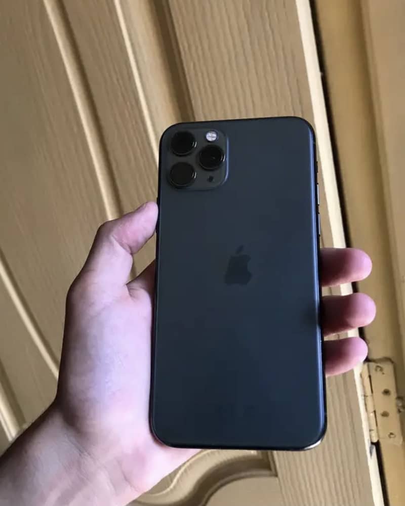 Apple iPhone 11 Pro 2