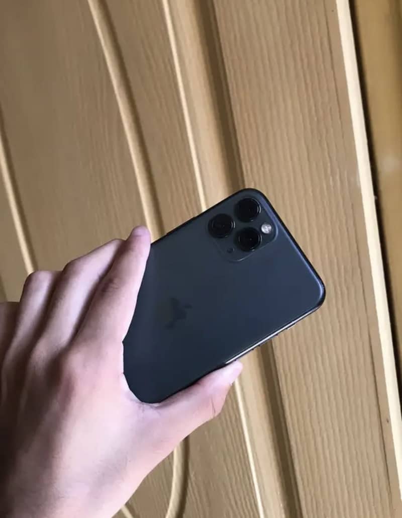Apple iPhone 11 Pro 5