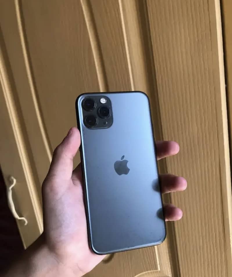 Apple iPhone 11 Pro 9