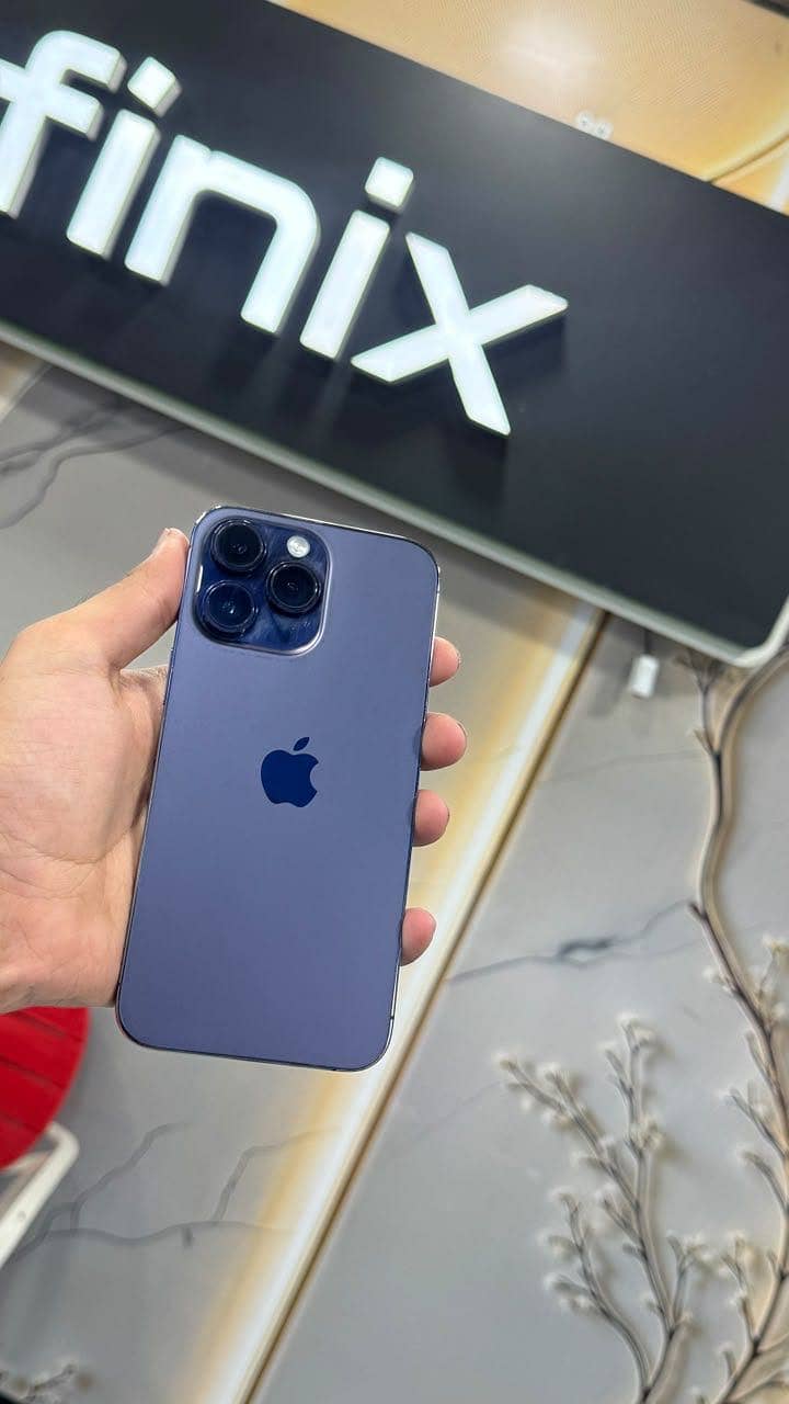 Apple iPhone 14 Pro Max 1