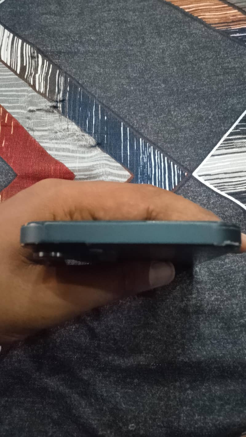 Apple iPhone 14 plus 4