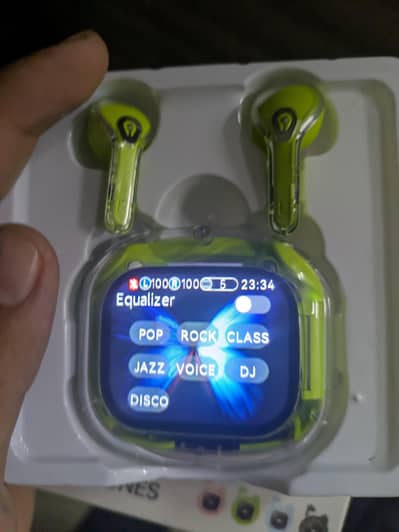 Smart screen earbuds brand new