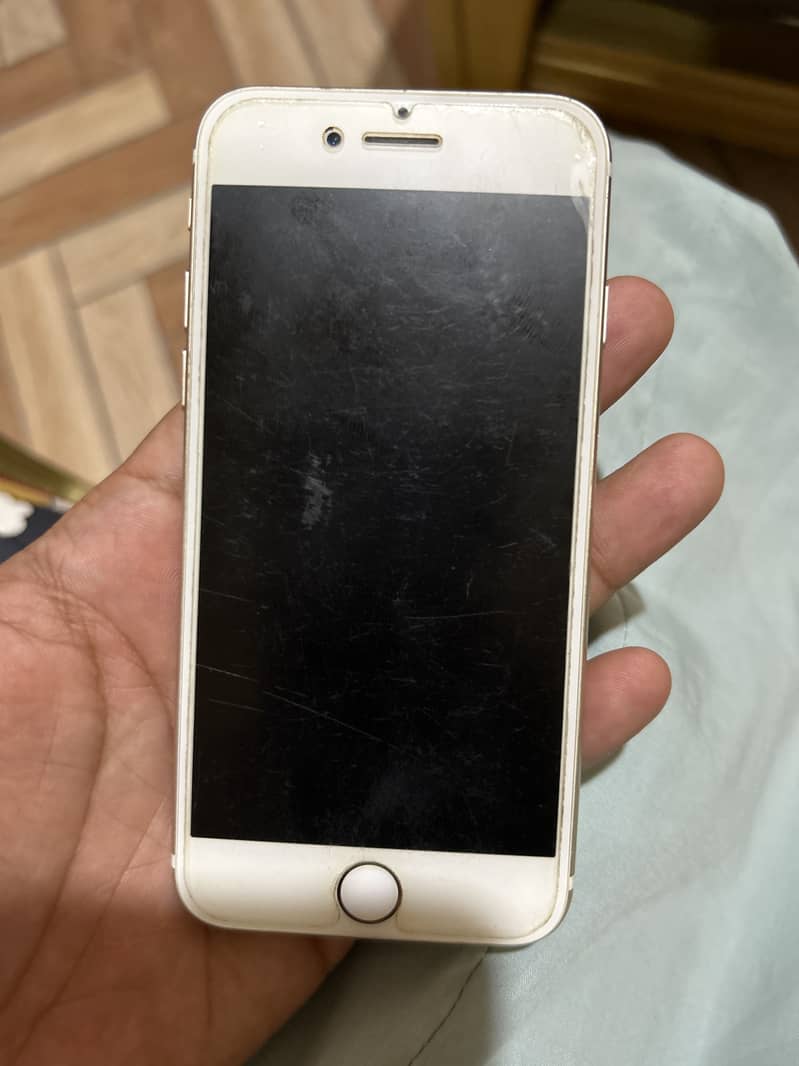 Apple iPhone 7 1