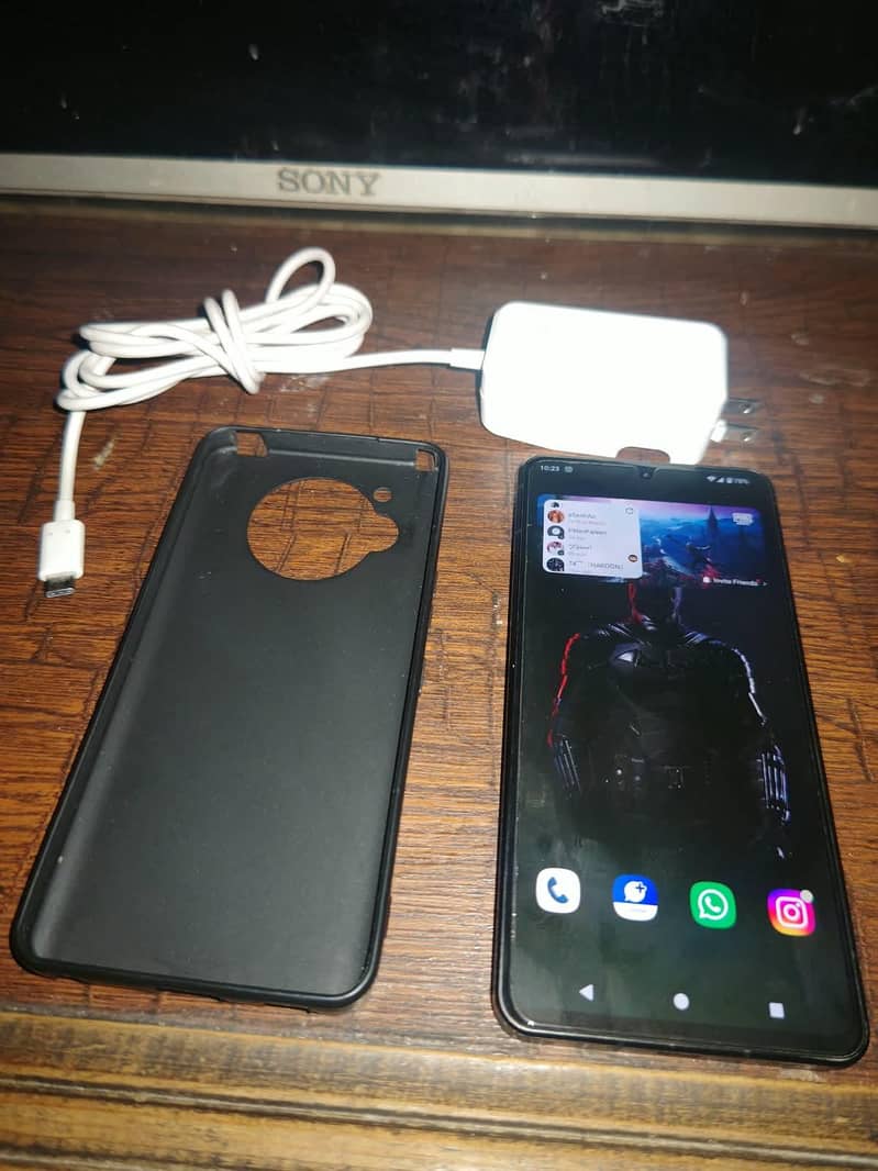 Sharp Aquos R7 2