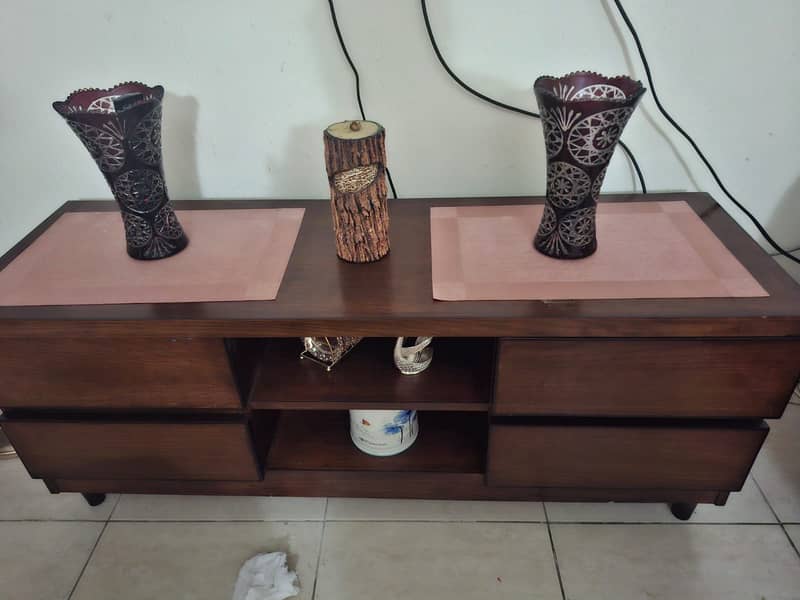 LED table 1