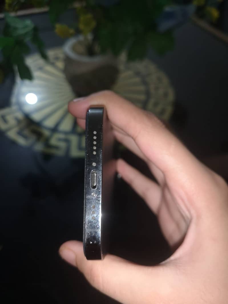 Apple iPhone 12 Pro 9