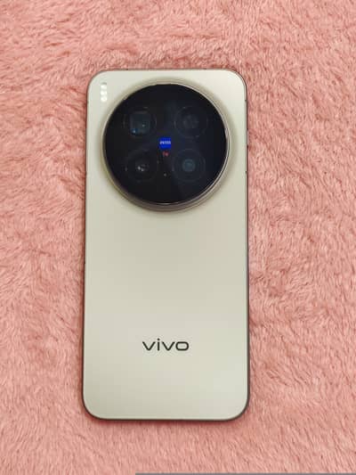 VIVO X300 Pro, 5 months Warranty Remaining