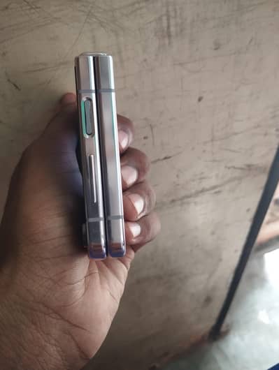 Samsung Mobile Z Flip 5
