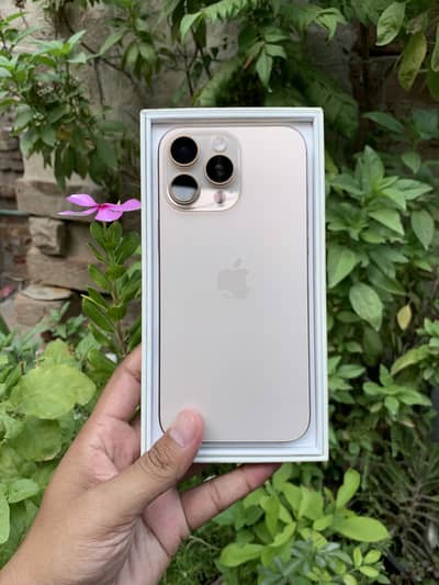 Apple iPhone 16 Pro Max 256gb non complete box