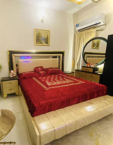 Bed with mattress plus dressing table plus single wardrobe 10/10