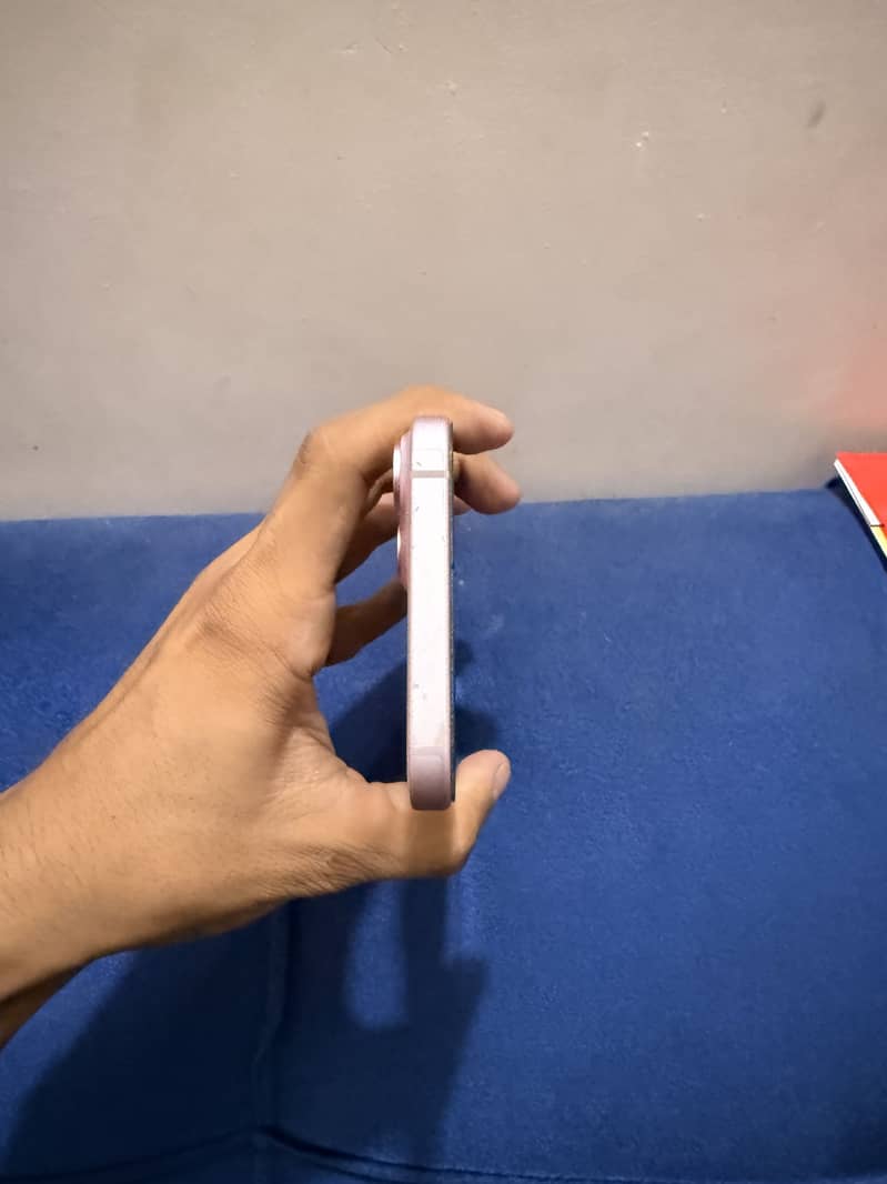 Apple iPhone 15 plus 5