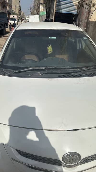 Toyota Belta 2006