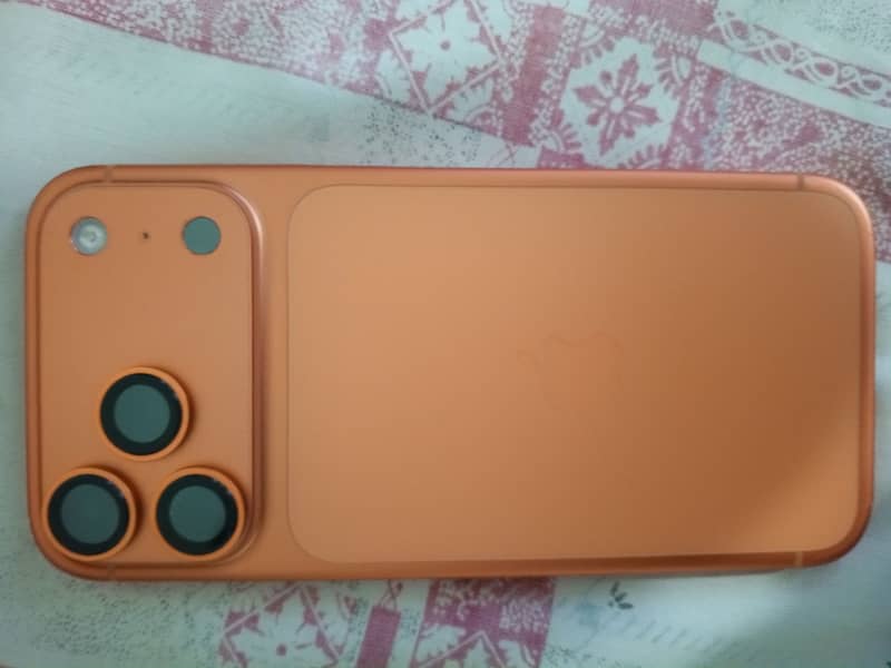 Apple iPhone 17 Pro Max 1