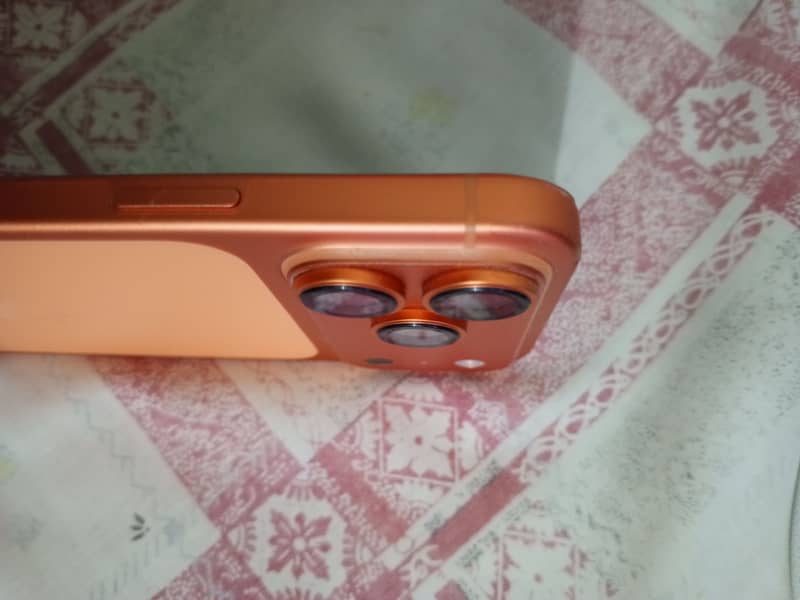 Apple iPhone 17 Pro Max 6
