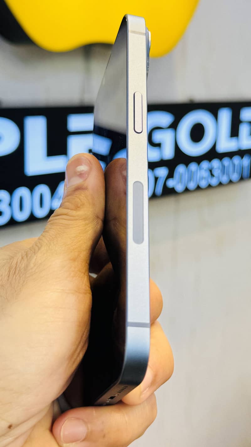 Apple iPhone 14 2