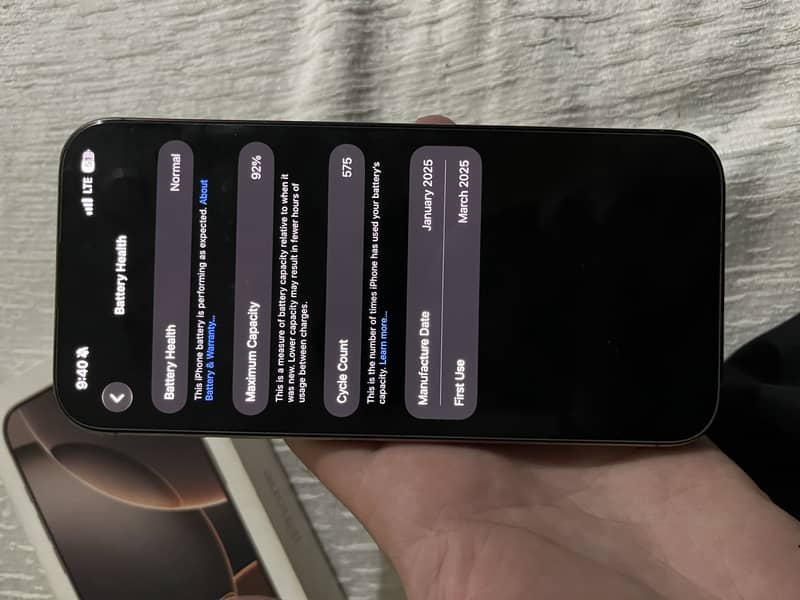 Apple iPhone 16 Pro Max 3
