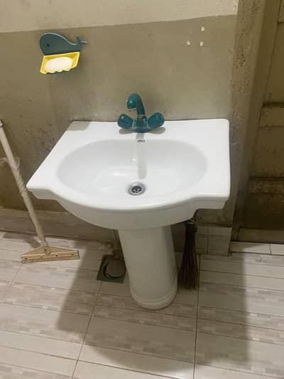 house hold items for sale - Check description
