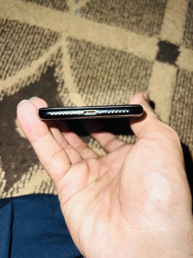 Apple iPhone X 1