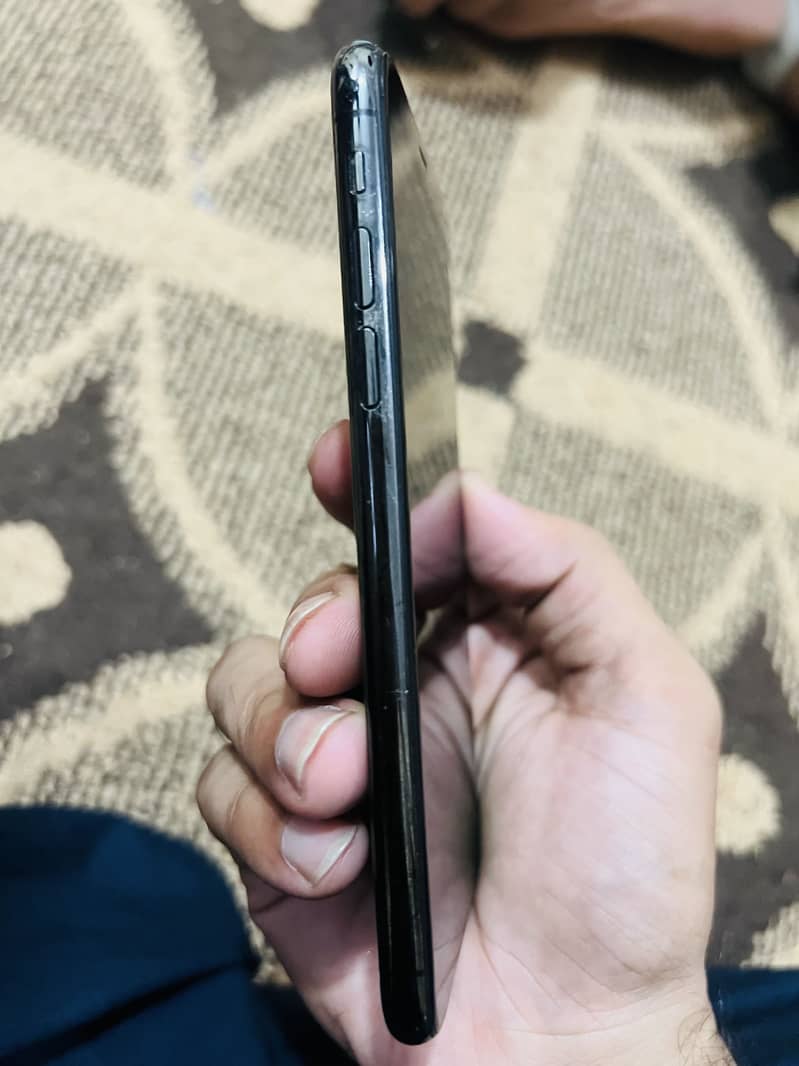 Apple iPhone X 2