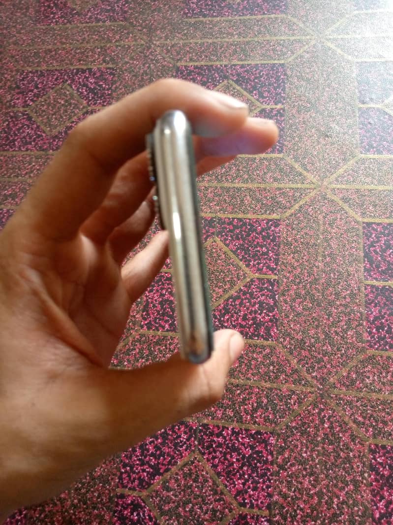 Apple iPhone X 7
