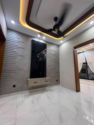 05 Marla House Available For Rent With Gas Bahria Town Lahore