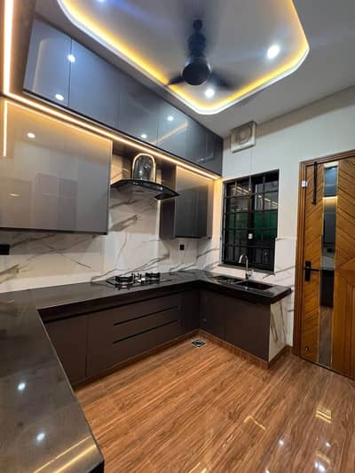 05 Marla House Available For Rent With Gas Bahria Town Lahore