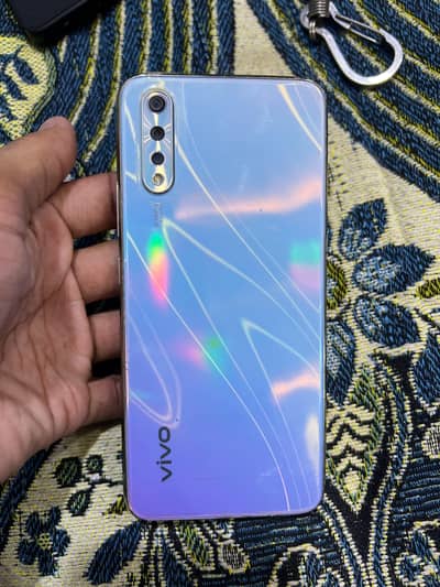 Vivo S1