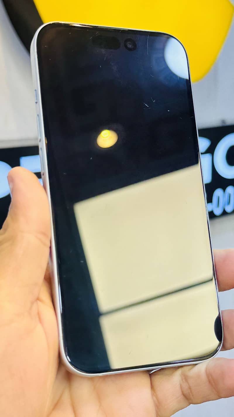 Apple iPhone 15 1