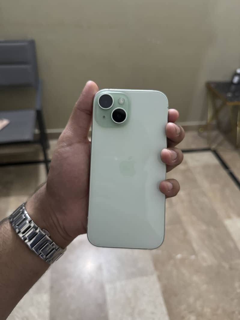 Apple iPhone 15 0