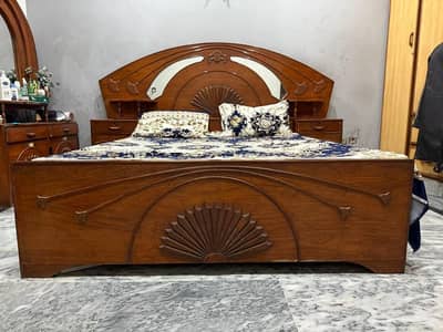 Solid Wooden King Size Bed Set with Dressing Table & 2 Side Tables