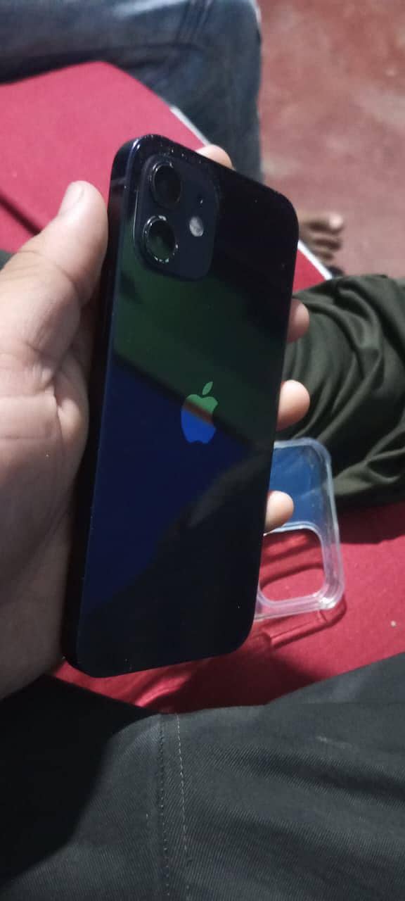 Apple iPhone 12 5