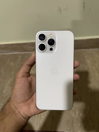 Apple iPhone 16 Pro Max