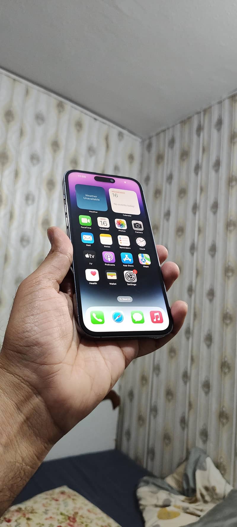 Apple iPhone 14 Pro 1