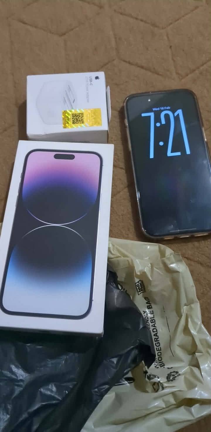 Apple iPhone 14 Pro Max 1