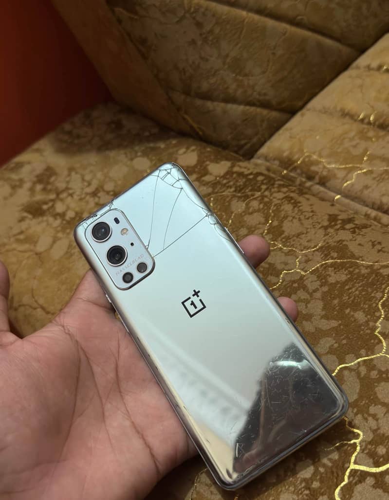 One Plus 9 Pro 1