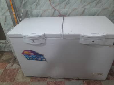 Full size dawlance inverter chiller and freezer 2 month used