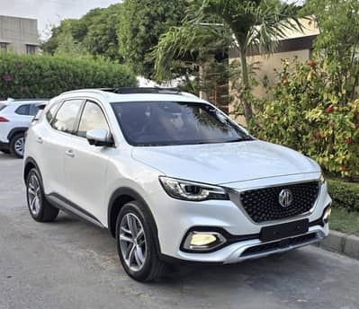 MG HS 2022 B2B TROPHY EDITION