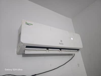 Electrolux Thunder 1.5 Ton AC – Excellent Cooling – Complete Setup
