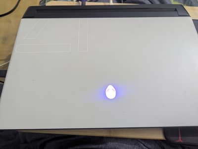 Alienware M17 R3, Core i7 10th gen