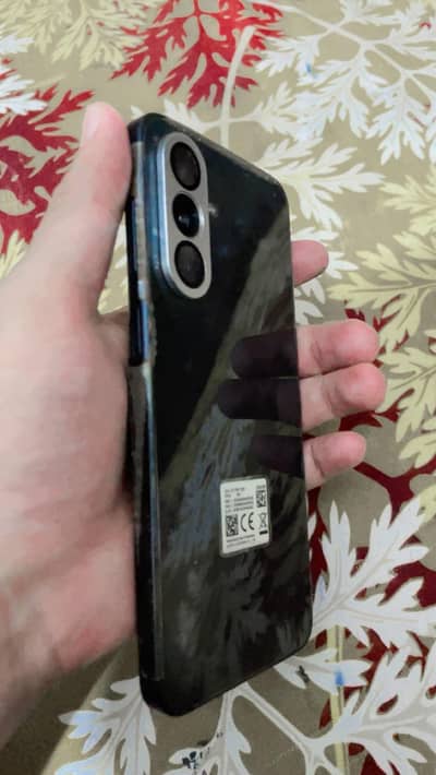 Samsung A17 8/256 with box contact as 03258896843