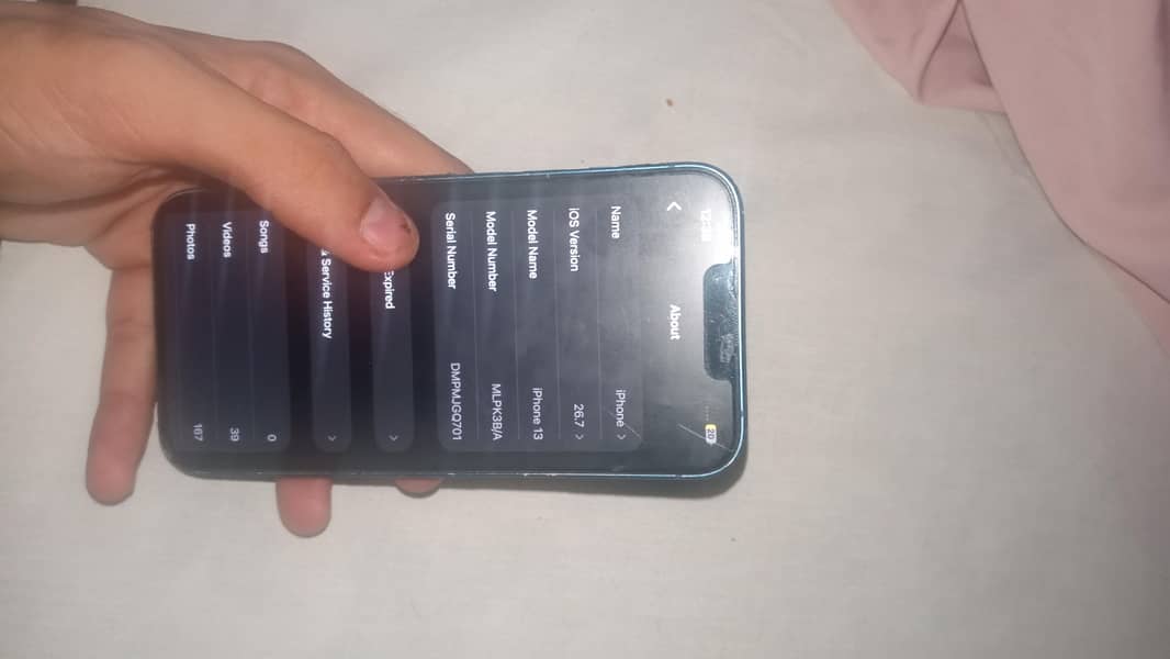 Apple iPhone 13 1