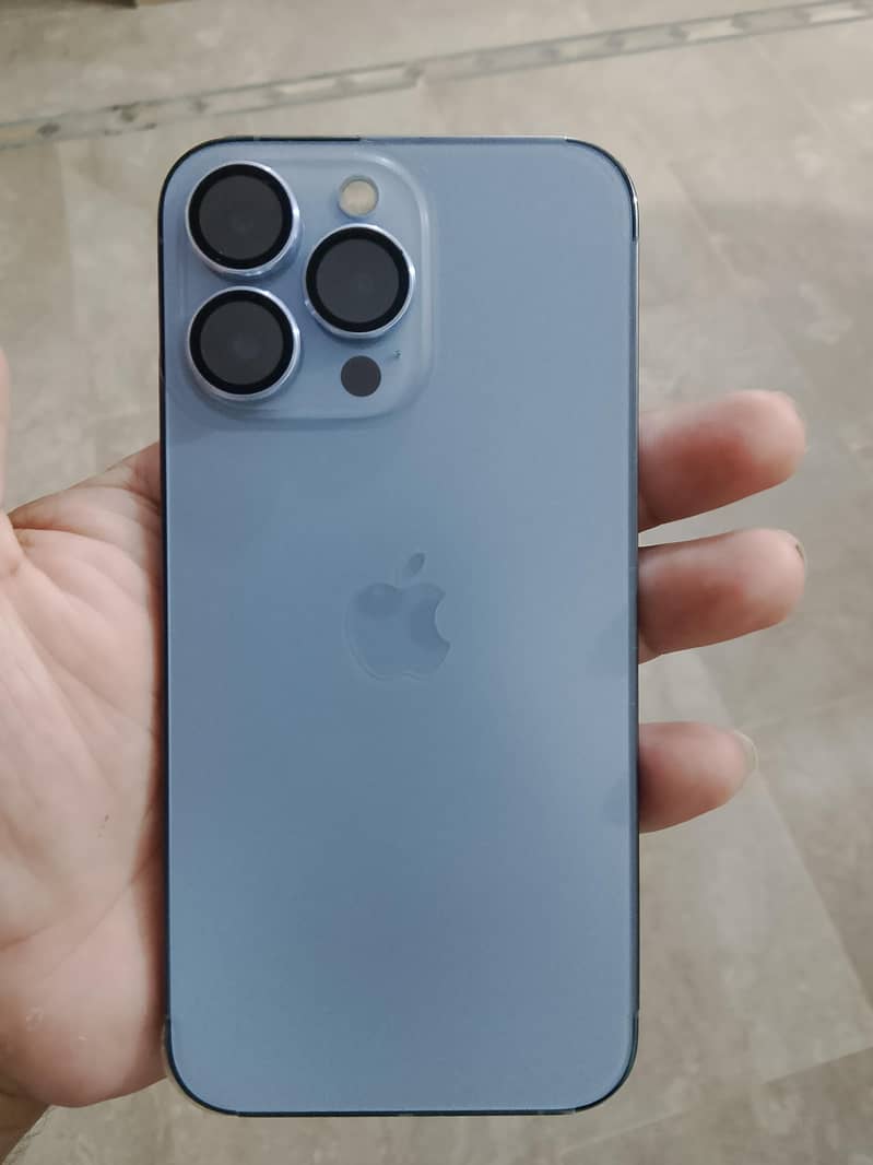 Apple iPhone 13 Pro 0