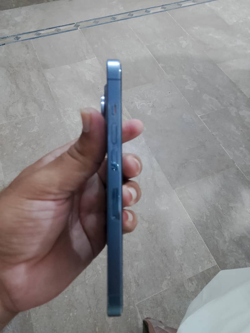Apple iPhone 13 Pro 1